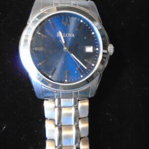 Vtg Bulova Luxury Men’s Watch Blue Dial Stainless Bracelet Case Date
